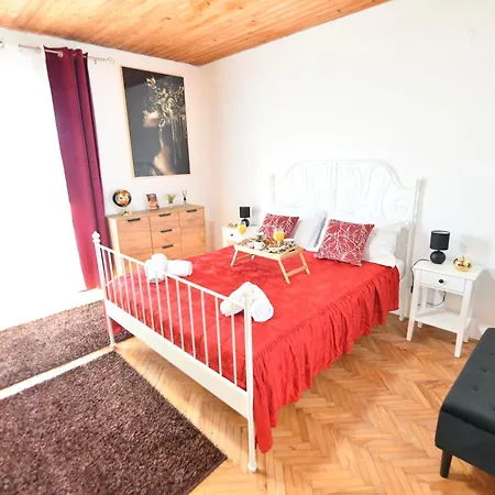 Marko With Pool And Bbq *