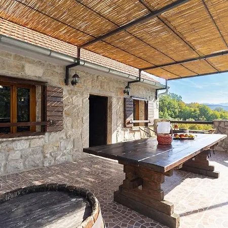 Old Oak Villa-house With Private Heated Pool And Bbq *